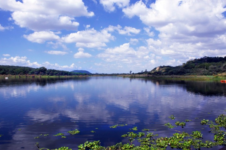 Озеро Чиверо (Зимбабве)