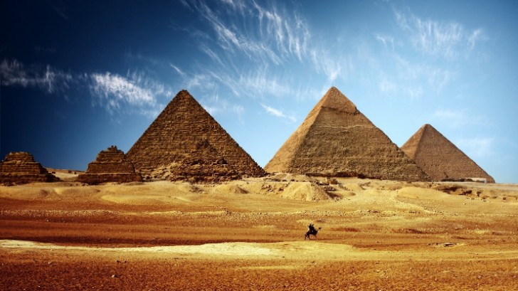 Великие пирамиды (Плато Гизы, Египет)