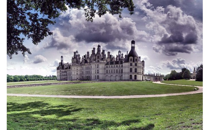 Замок Шабор во Франции