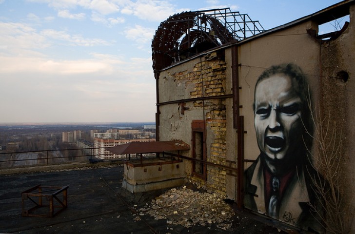 Чернобыль. Одна из крыш Припяти.