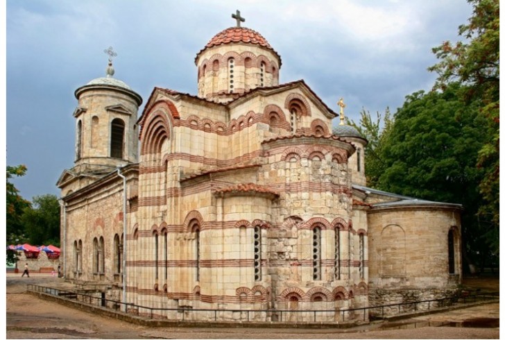 Церковь Иоанна Предтечи в Керчи (Крым)
