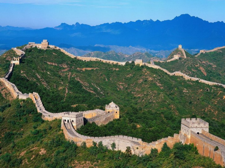 Великая Китайская Стена (вид сверху)