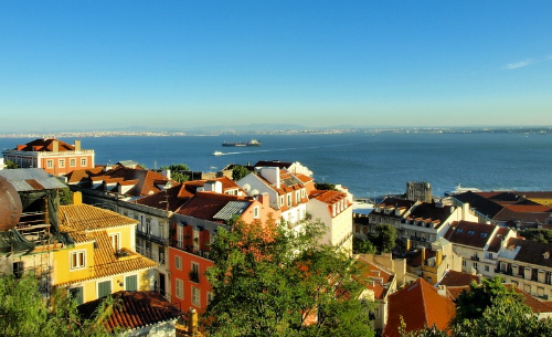 Район Алфама в Лиссабоне