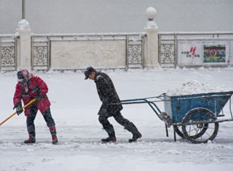 Снегопад в городе Харбин (Китай)
